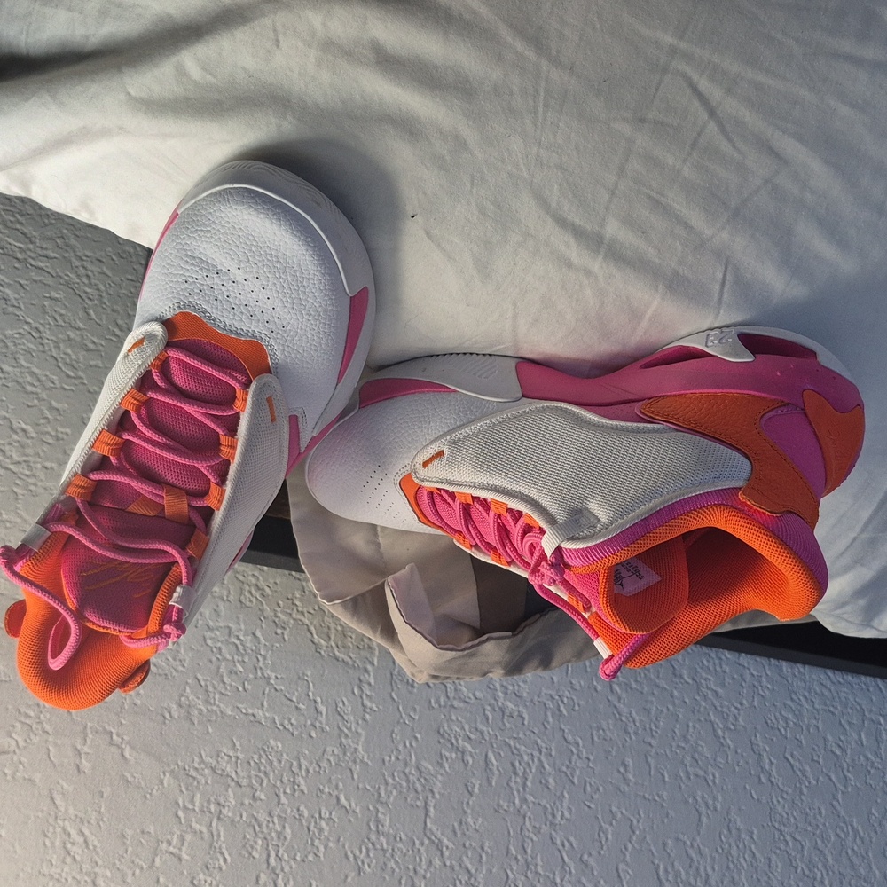Jordan Max Aura 4
